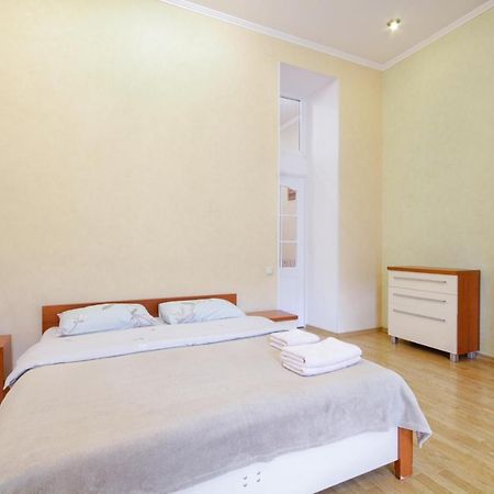 Pushkinskaya 14 Aparts Apartment Odessa Exterior photo