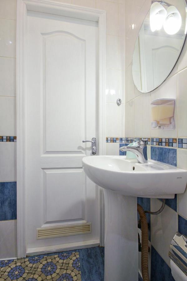 Pushkinskaya 14 Aparts Apartment Odessa Exterior photo